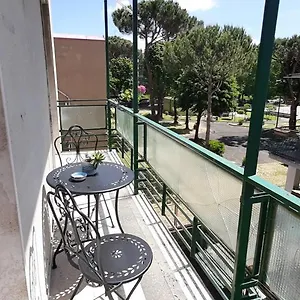 Sunny Sexy Grey & Cool Blue Appartement Rome